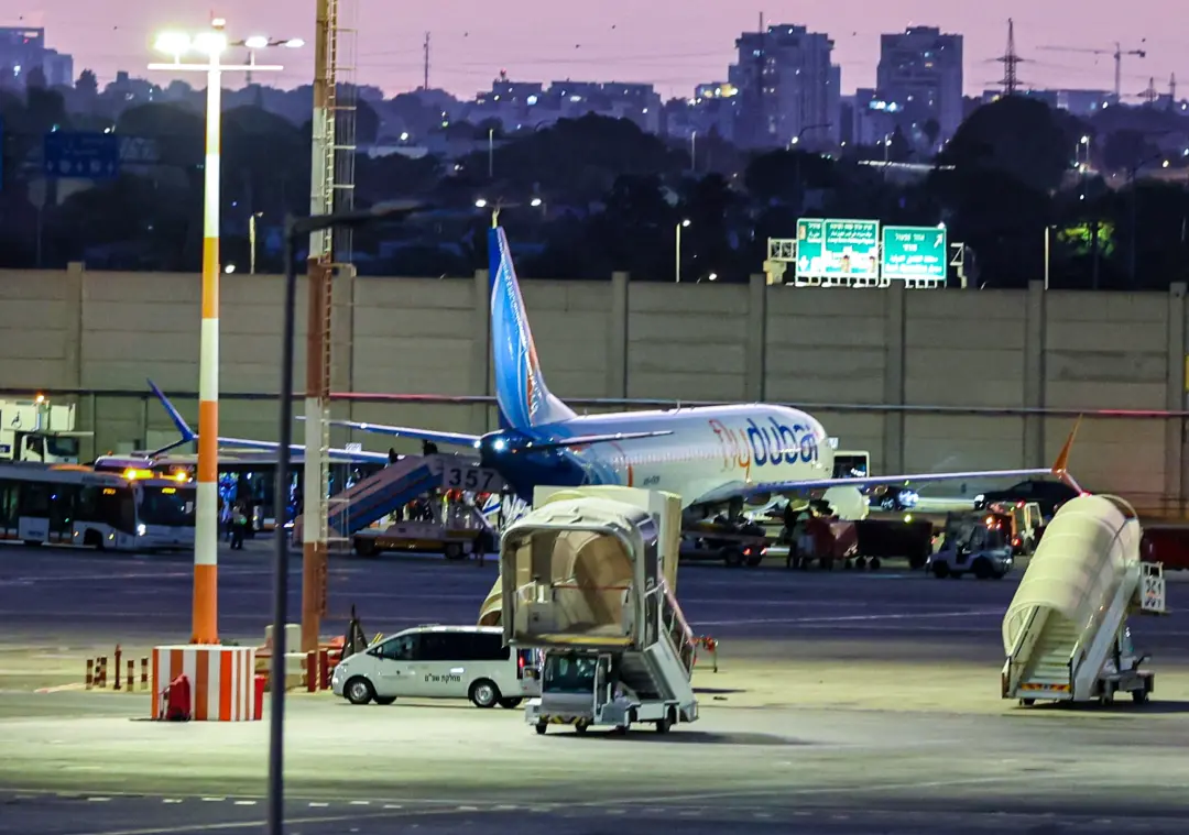 O comandante indiano Smit Machchhar foi apunhalado pelo copiloto em um voo de Flydubai entre Dubai e Tel Aviv. A queda …