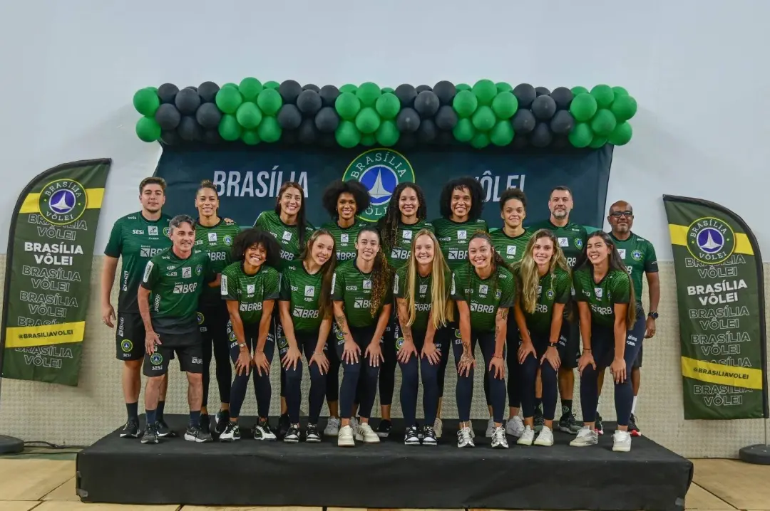 Brasília sedia a Copa de Vôlei Feminino 2026 entre hoje e amanhã. Ver a preparação dos times brasileiros para a Superli…