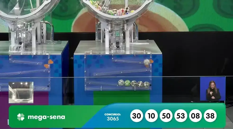 Prêmio da Mega-Sena acumulou e tá em 82 milhões para o próximo sorteio. É impressionante o valor que fica parado, mas é…