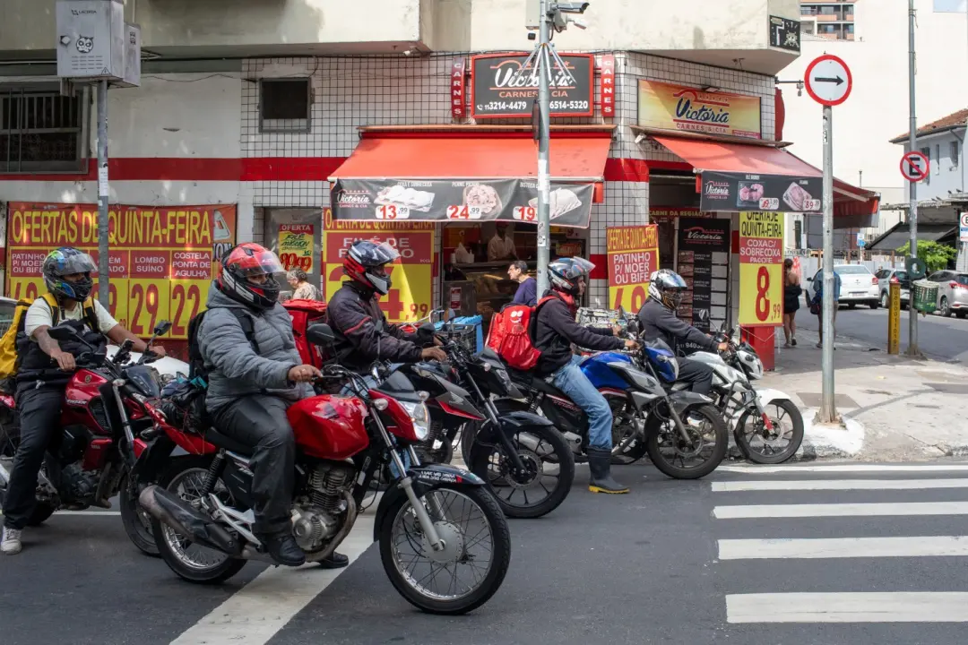 17,7 mil entregadores contrataram empréstimos de 384 milhões via Move Motos. O programa que visava apoiar entregadores …