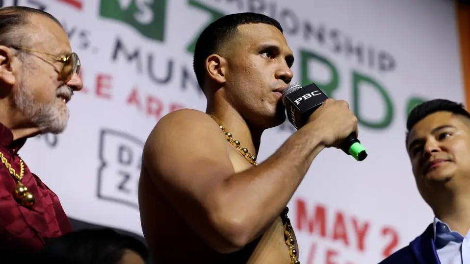 David Benavidez decidiu ficar na categoria peso-cruzeiro, mantendo o peso para enfrentar Michal Cieslak, buscando depoi…