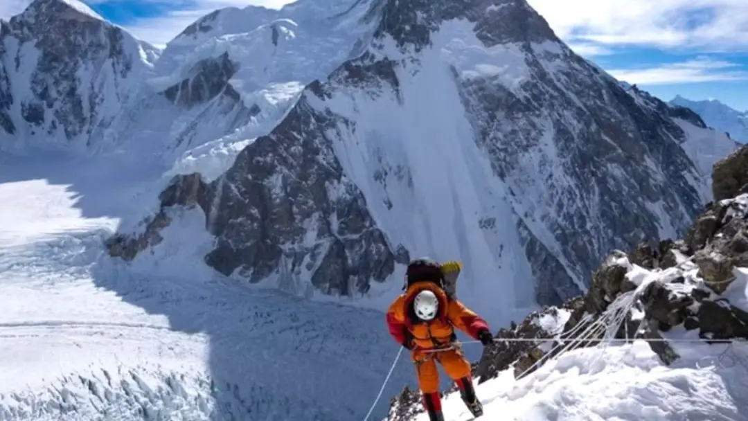 Montanha K2, segundo relato, continua sendo um desafio perigoso, pior que o Everest. A falta de controle de experiência…