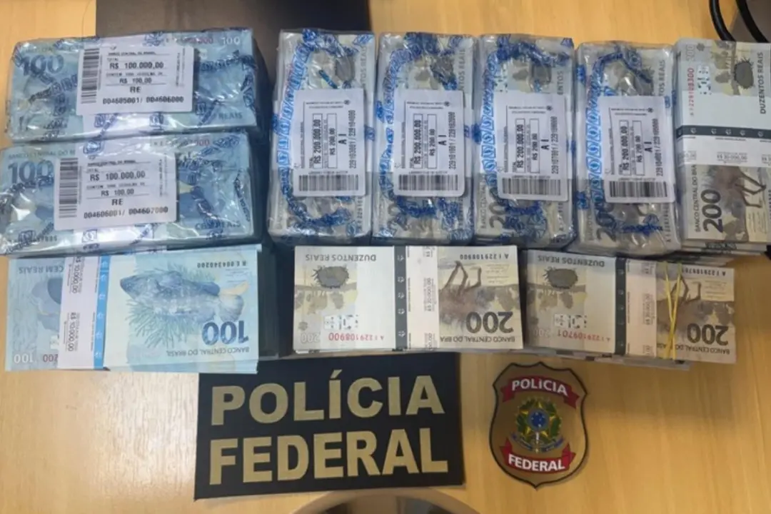 Mais de 1,66 milhão em dinheiro apreendido na PF no Amazonas. Duas prisões e uma detenção foram feitas em operações por…
