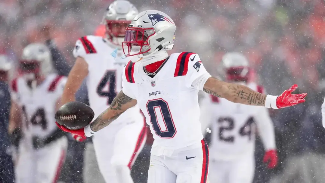 Christian Gonzalez faltou no treino por segundo dia consecutivo devido a lesão no ombro contra os Bills. Com dois jogad…