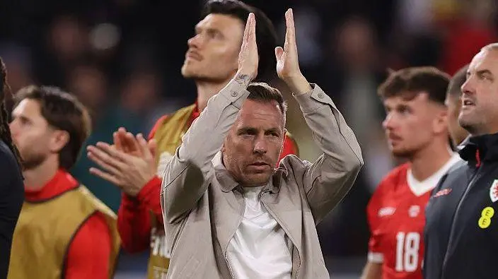 Wales venceu a Noruega por 2 a 1 no Cardiff City Stadium, quebrando uma sequência de seis jogos sem vitória. O técnico …