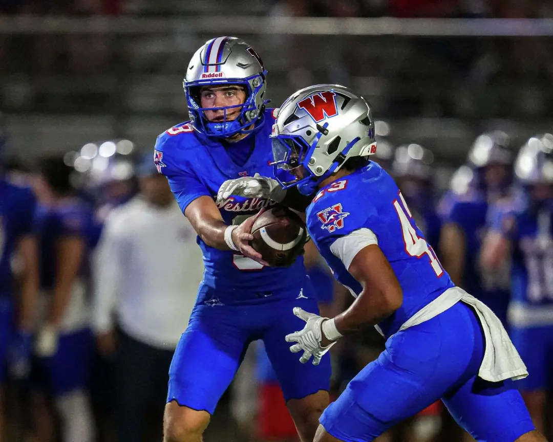 Westlake e Round Rock se enfrentam no Chaparral Stadium neste quinta. Os times, ranqueados entre os cinco melhores do 6…
