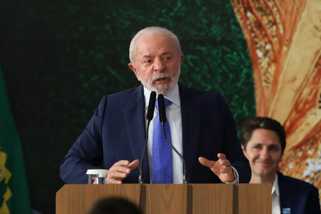 Debate na TV Globo cancelado após Flávio Bolsonaro desistir de participar. Lula disse que esses debates são infrutífero…