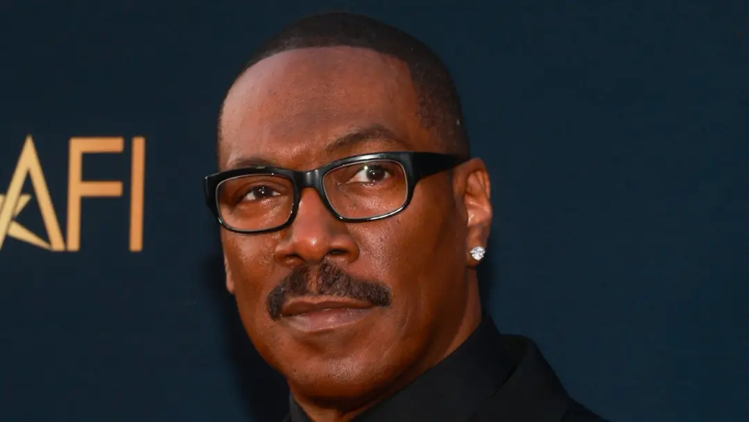 Eddie Murphy vai estrelar The Chairman, série do Matthew Weiner na Peacock, e também vai ser produtor executivo. É bom …