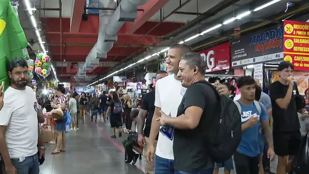 Douglas Ruas falou sobre trazer o Segurança Presente para a Zona Norte, no Mercadão de Madureira. A ideia dele é aument…