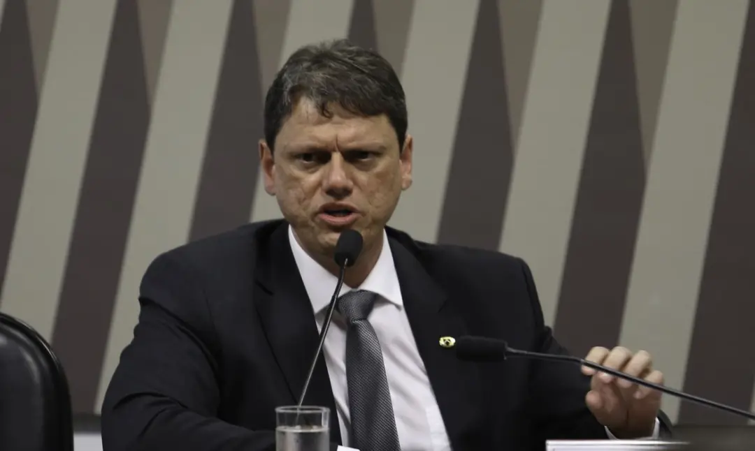 Tarcísio tem 50% das intenções de voto em São Paulo, segundo pesquisa Datafolha. É um número forte que mostra o apoio d…
