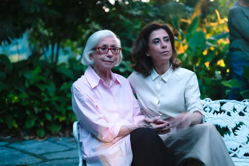 Fernanda Montenegro e Fernanda Torres juntas em campanha do TikTok, chegando à TV aberta a partir de 2 de outubro. Ache…