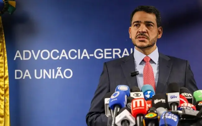 US$ 1 milhão do governo dos EUA supostamente seria usado para ações contra o STF, conforme pedido da AGU à PF. Parece q…
