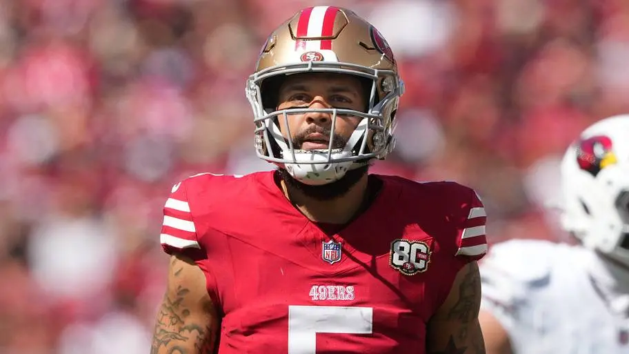 Mike Evans, ala ofensiva, saiu da partida contra os Cardinals com lesão na costela, mas está considerado para jogar. Se…