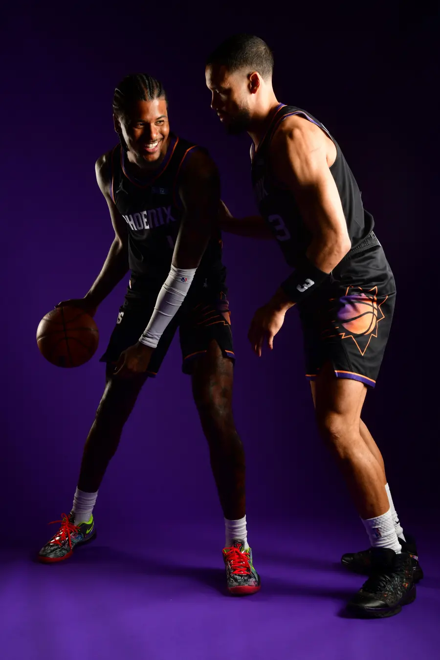 Cinco combinações de times do Phoenix Suns para 2026-27 foram apresentadas, com foco na profundidade do elenco. A gente…