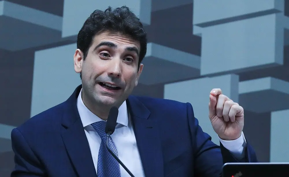 Galípolo, Campos Neto e André Esteves serão ouvidos pela PF sobre o Banco Master. Essa apuração mostra como os grandes …