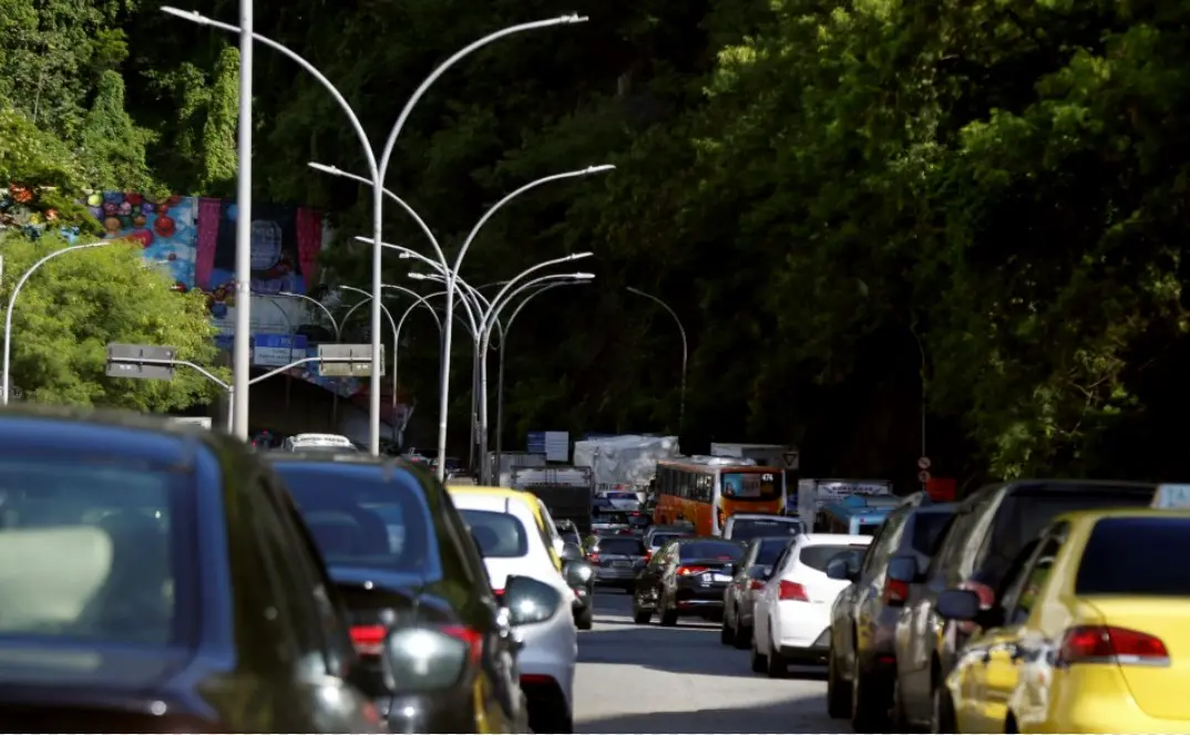 Lei exige que carros leves sejam 80% recicláveis a partir de janeiro do ano que vem. Isso obriga uma mudança grande na …