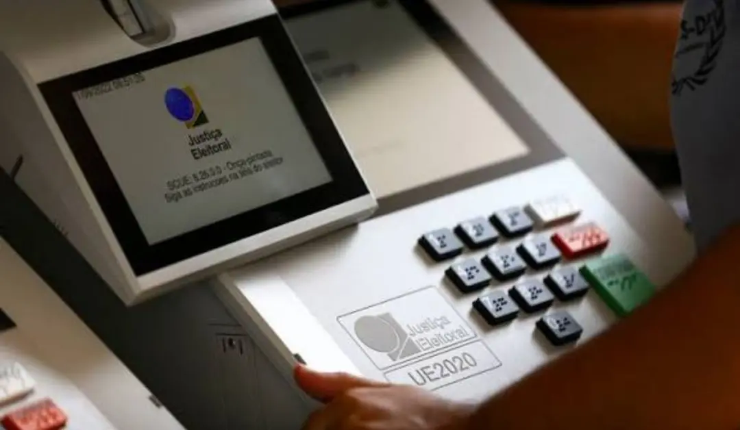Mais de 140 observadores internacionais estão monitorando o pleito brasileiro. A presença dessas delegações, como a da …