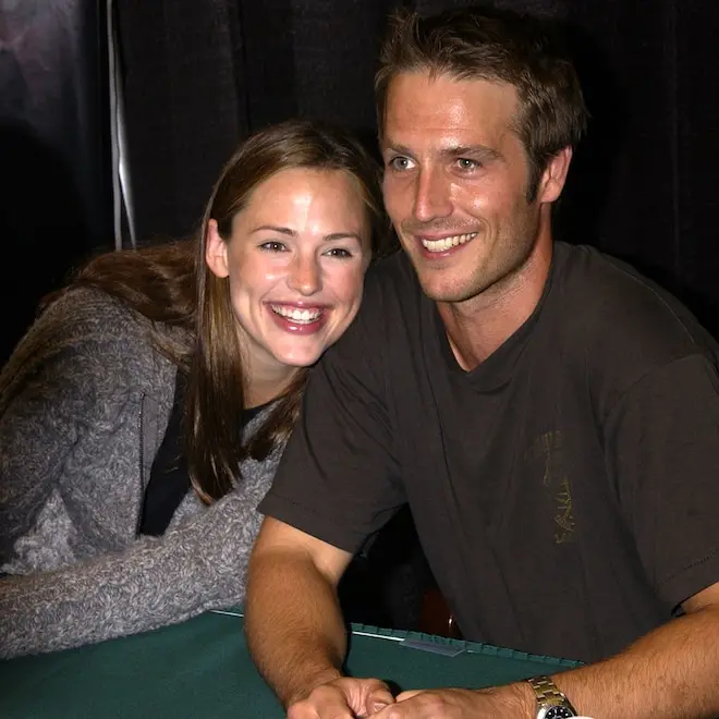 Jennifer Garner apareceu em foto com Michael Vartan, com quem teve um breve namoro em 2003. É bonito ver esses momentos…