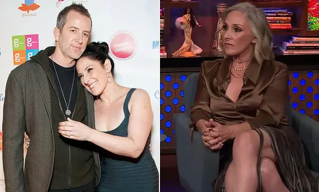 Ricki Lake comentou sobre a Mary Cosby por lidar com a morte do filho com graça. Observo que lidar com o luto em públic…