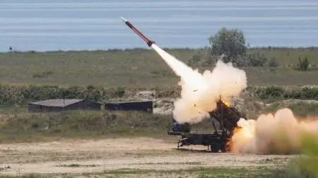 EUA enviam baterias Patriot para proteger petróleo no Golfo. É um movimento de grande peso geopolítico, demonstrando a …