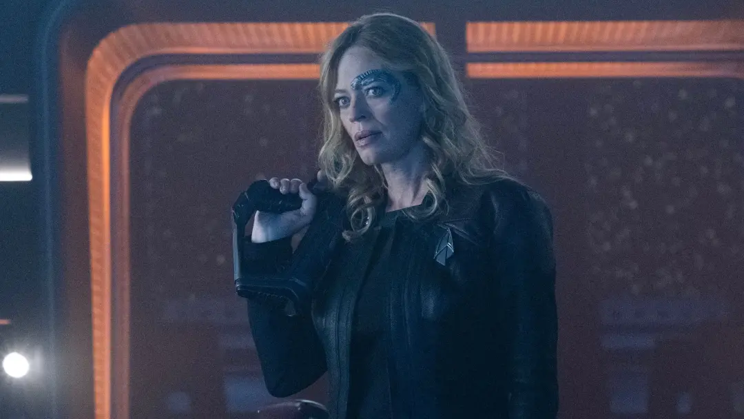 Paramount cancelou o futuro prometido de Star Trek, ignorando o spinoff de Seven Of Nine. Estranho como o universo sci-…