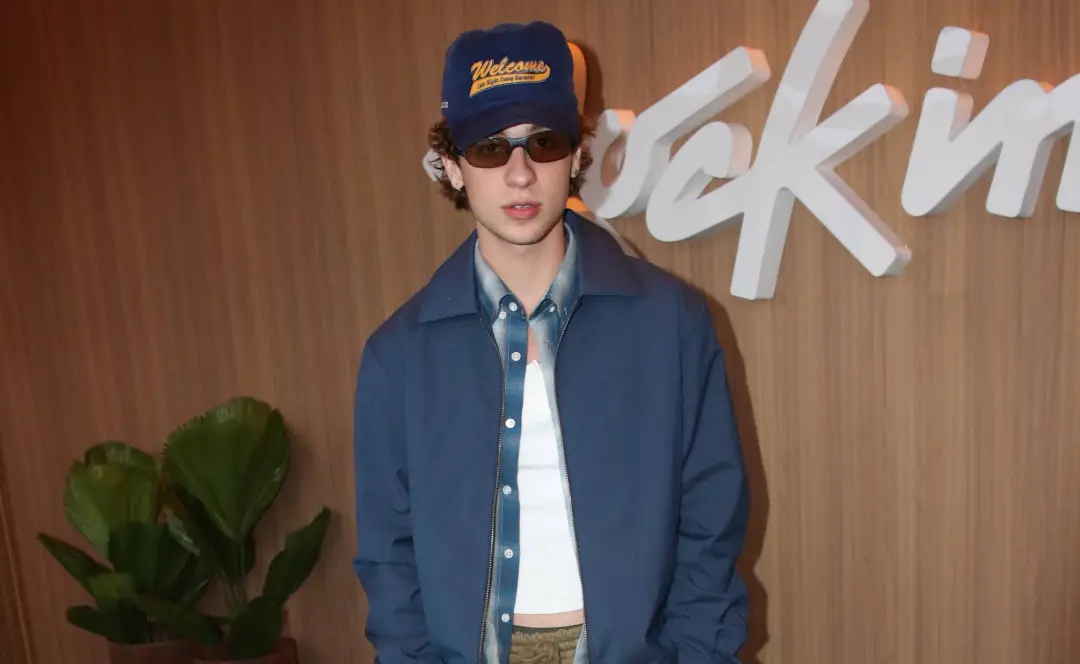 Juliano Floss reclama de vídeo deepfake de sexo com Jonas Sulzbach, um ex-BBB. É crime a criação e exposição de vídeo í…