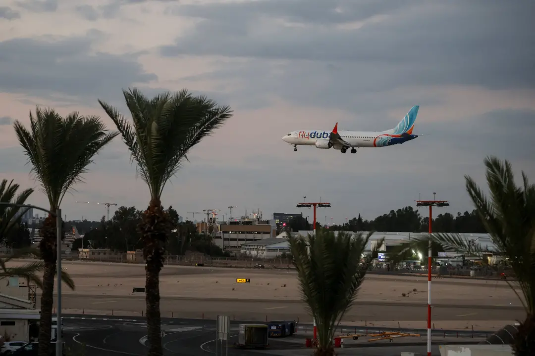 Voo da Flydubai com destino a Israel teve um incidente em Arábia Saudita, e países do Golfo estão em silêncio sobre o o…