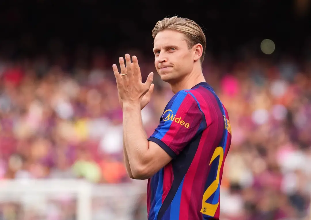 Frenkie de Jong vai voltar aos treinos em grupo na próxima semana no Barcelona. Ele tem progredido bem na recuperação d…