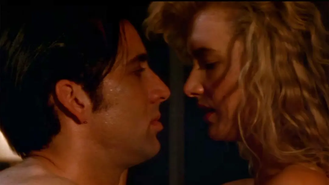 Wild at Heart com Nicolas Cage e Laura Dern volta aos cinemas. Uma restauração em 4K torna essa obra de Lynch acessível…