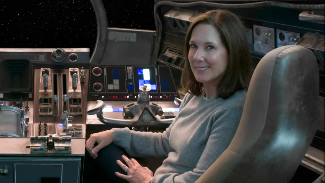 Kathleen Kennedy, ex presidente da Lucasfilm, falou sobre a época em que projetos como Star Wars Solo e The Last Jedi g…
