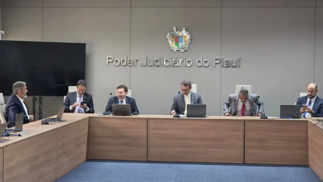 Teresina, PI, teve reunião com várias forças de segurança e o TRE-PI para alinhar tudo das Eleições 2026. Integrantes d…