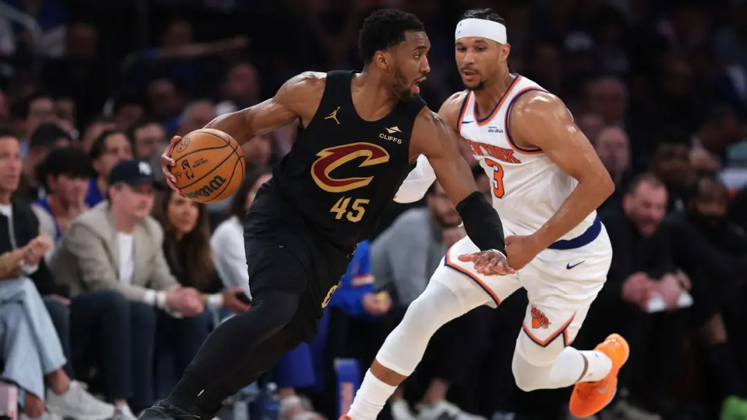Donovan Mitchell assinou uma nova extensão de contrato com a Adidas, garantindo seu decimo quinto sapato com a marca. É…
