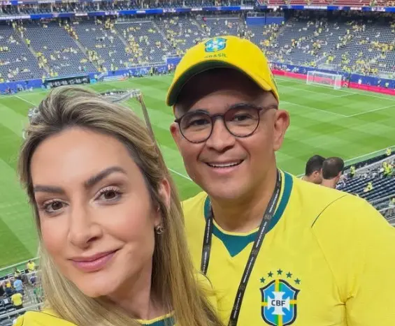 Lívia Avelar compartilhou mensagens trocadas com o marido Bruno Avelar antes do acidente de helicóptero em Santa Catari…