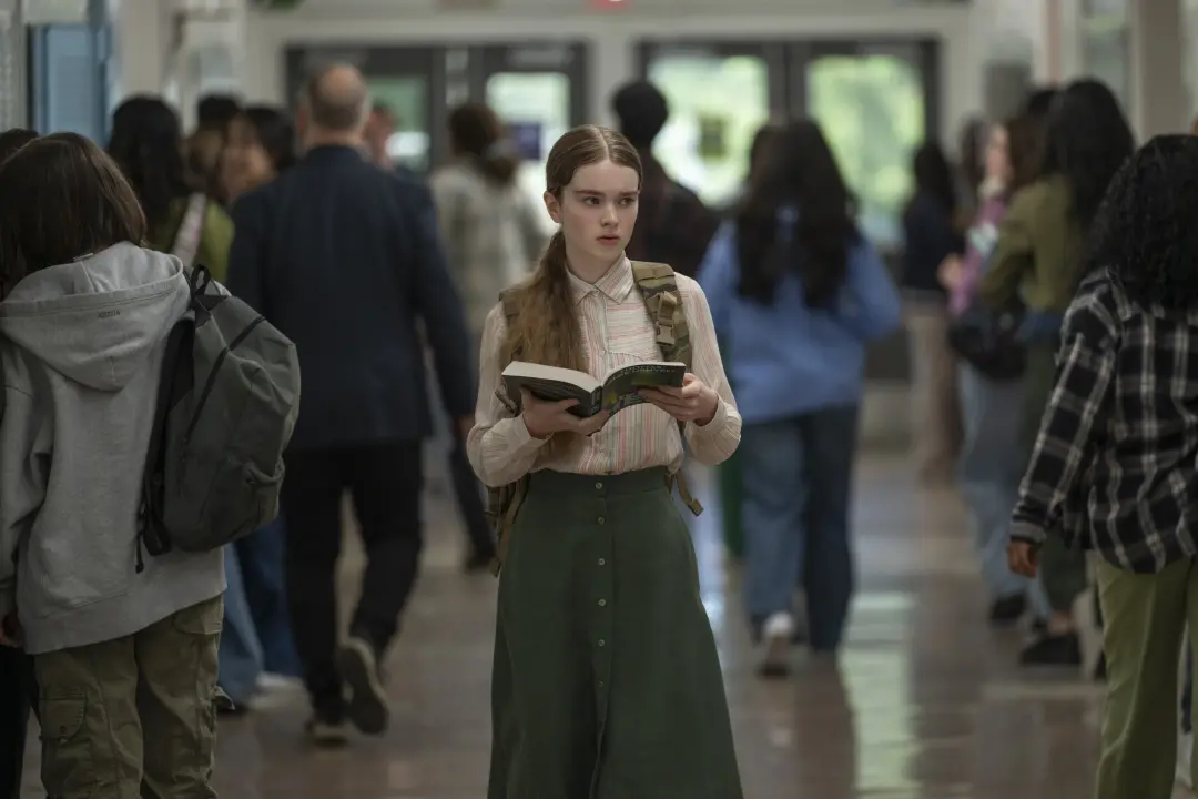 Mike Flanagan adapta Carrie, e parece ser a primeira adaptação decente em 50 anos. A história de Carrie, com a mãe ferv…