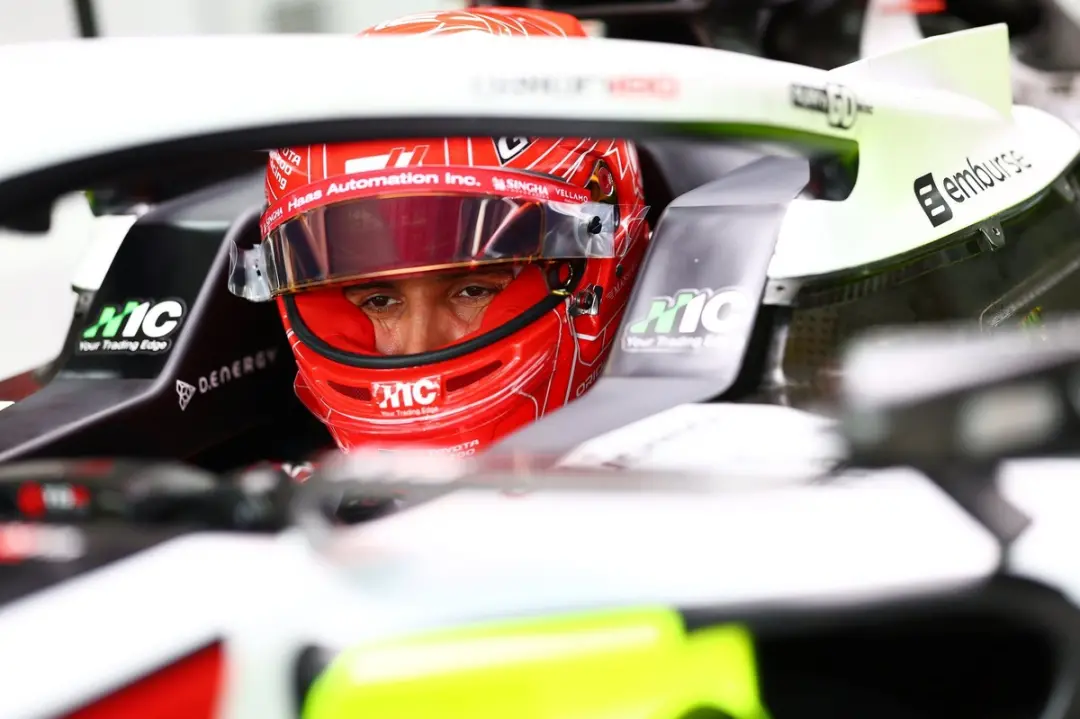 Esteban Ocon vai sair da Haas na temporada de 2026, mas ele diz que seu foco continua sendo a Fórmula 1. Ele acredita q…
