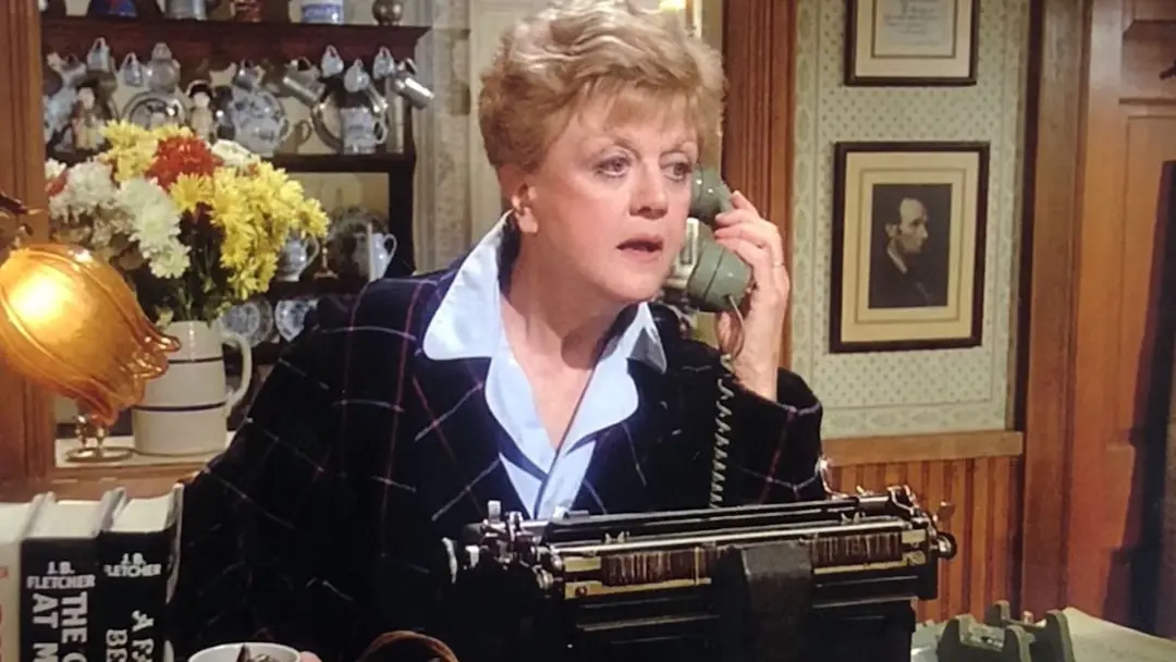 Angela Lansbury estrela Jessica Fletcher de novo em Cabot Cove em dezembro de 2026. É bom ver a personagem voltando, po…