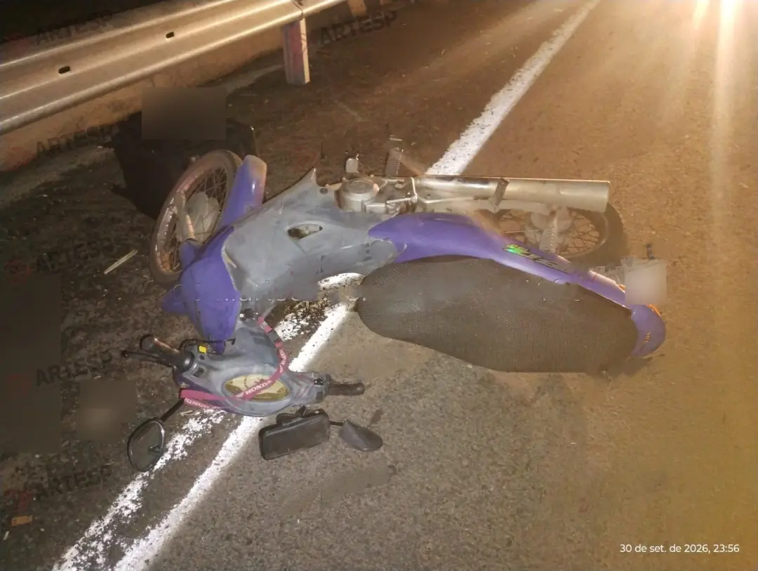 Buraco na rodovia de Piracicaba causou a queda de um motociclista, que foi atropelado por um carro na noite de quarta-f…