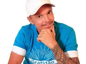 Netinho, cantor de Mila, está hospitalizado após retorno do câncer. É um momento que nos lembra como a fragilidade da v…