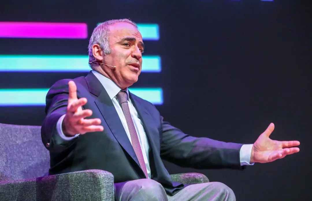 Garry Kasparov, ex-campeão de xadrez, foi alertado pelos serviços de segurança dos EUA e Lituânia sobre ameaças de assa…