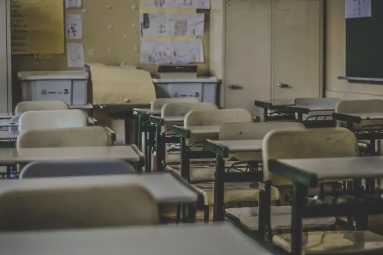 Brodowski, em SP, suspendeu as aulas até 5 de outubro porque crianças e adultos tiveram manifestações dermatológicas in…