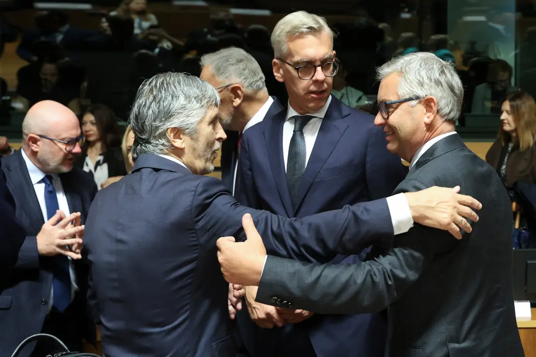 Fernando Grande Marlaska cobrou solidariedade financeira e política da UE no conselho de Luxemburgo sobre a crise migra…