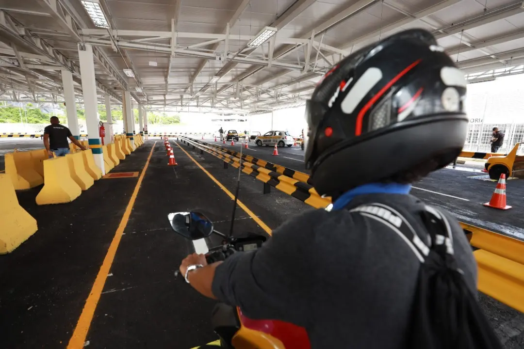 20 mil vagas de CNH gratuita na Bahia começam nesta quinta para pessoas de baixa renda. É bom ter acesso à mobilidade, …