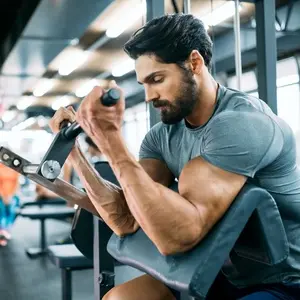 Treinar na academia todo dia pode sabotar resultados. O exagero no treino diário prejudica o corpo, porque o músculo pr…