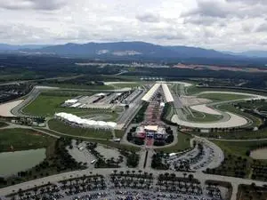 Bahrein de Formula 1 passa a ser disputado em pista na Malásia. Mudar o local da corrida altera a dinâmica do campeonat…