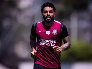 Corinthians limita a carga de Bidu para evitar cirurgia de hérnia. É um cuidado que mostra que a saúde do atleta tem pr…