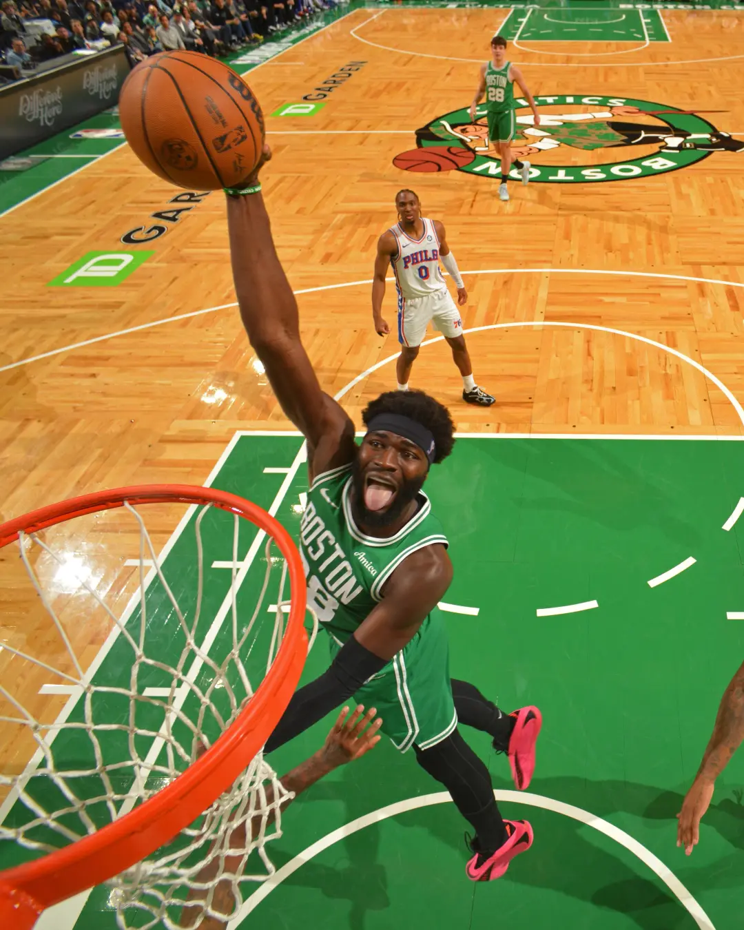 Neemias Queta, do Celtics, tá focado em melhorar a mobilidade e a versatilidade no próximo ano. Progredir no jogo, não …