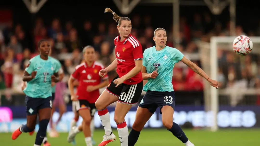 Manchester United Women venceu Durham por 5 a 1 na Players Cup, garantindo a terceira vitória seguida. O time mostrou q…