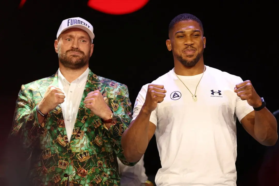 Anthony Joshua aceitou cortar mais de 10 milhões de libras para que a luta contra Tyson Fury acontecesse no Reino Unido…