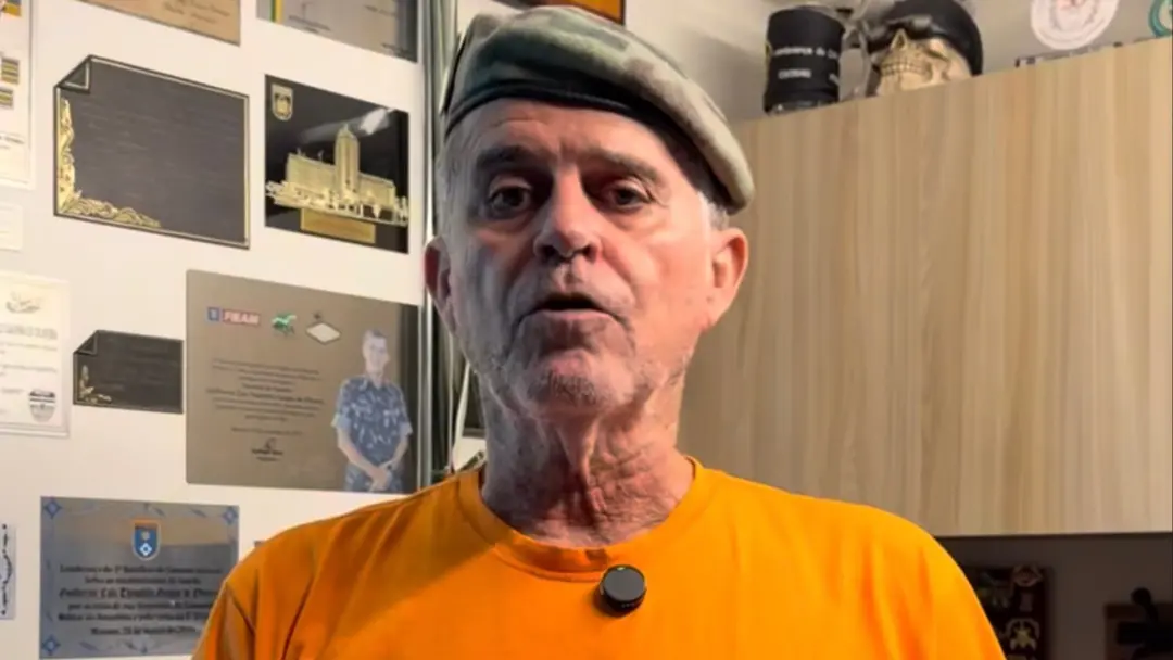 General Theophilo, pelo Partido Novo, concorre a senador pelo Ceará com o número 300 nas eleições de 2026. A gente pond…