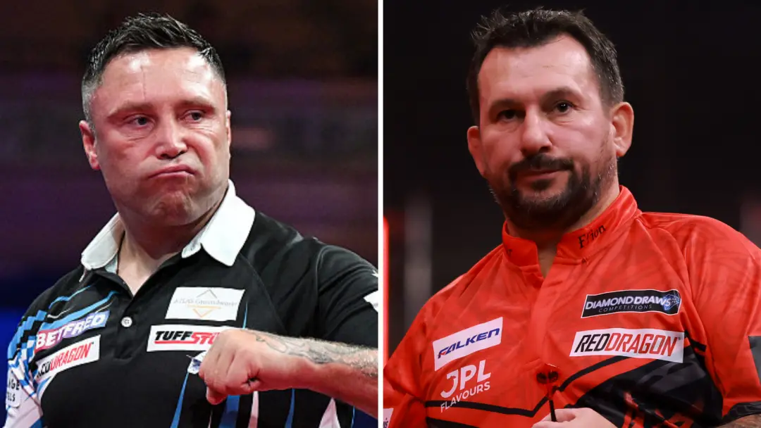 Price e Clayton em meio à disputa do World Grand Prix, com Price ganhando do Ross Smith e Clayton vencendo o Nijman por…